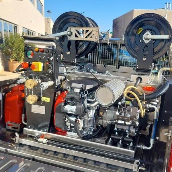 Delivery: Pickup AIB Protezione Civile Regione Sicilia